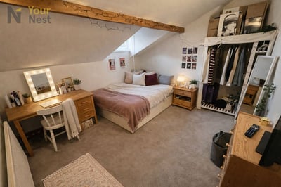 House Ash Grove in Leeds