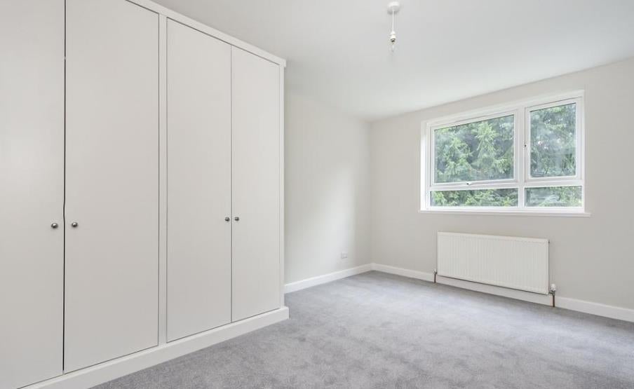 Flat Queensmead in Greater London