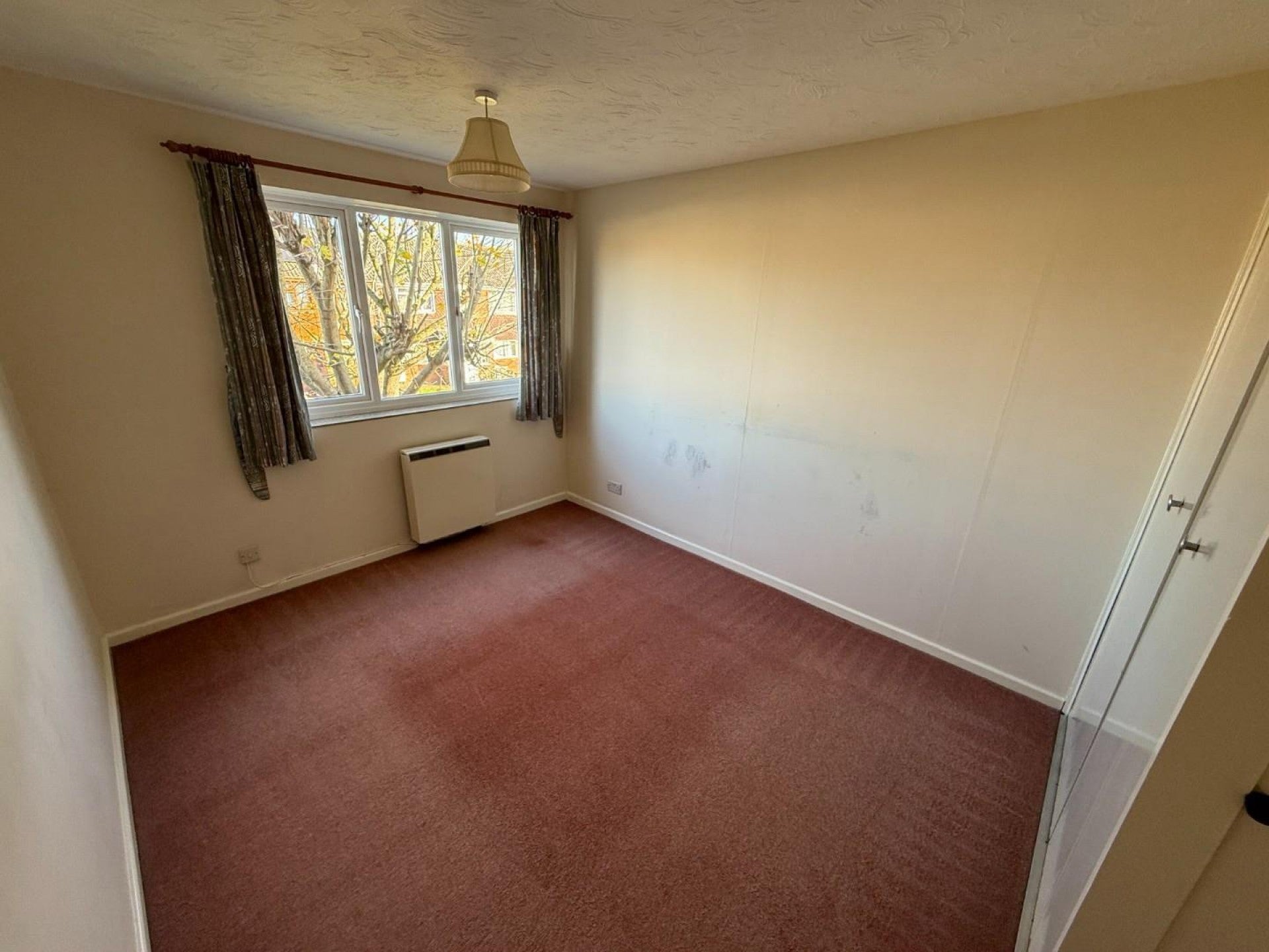 Flat Longfellow Crescent in Royal Wootton Bassett