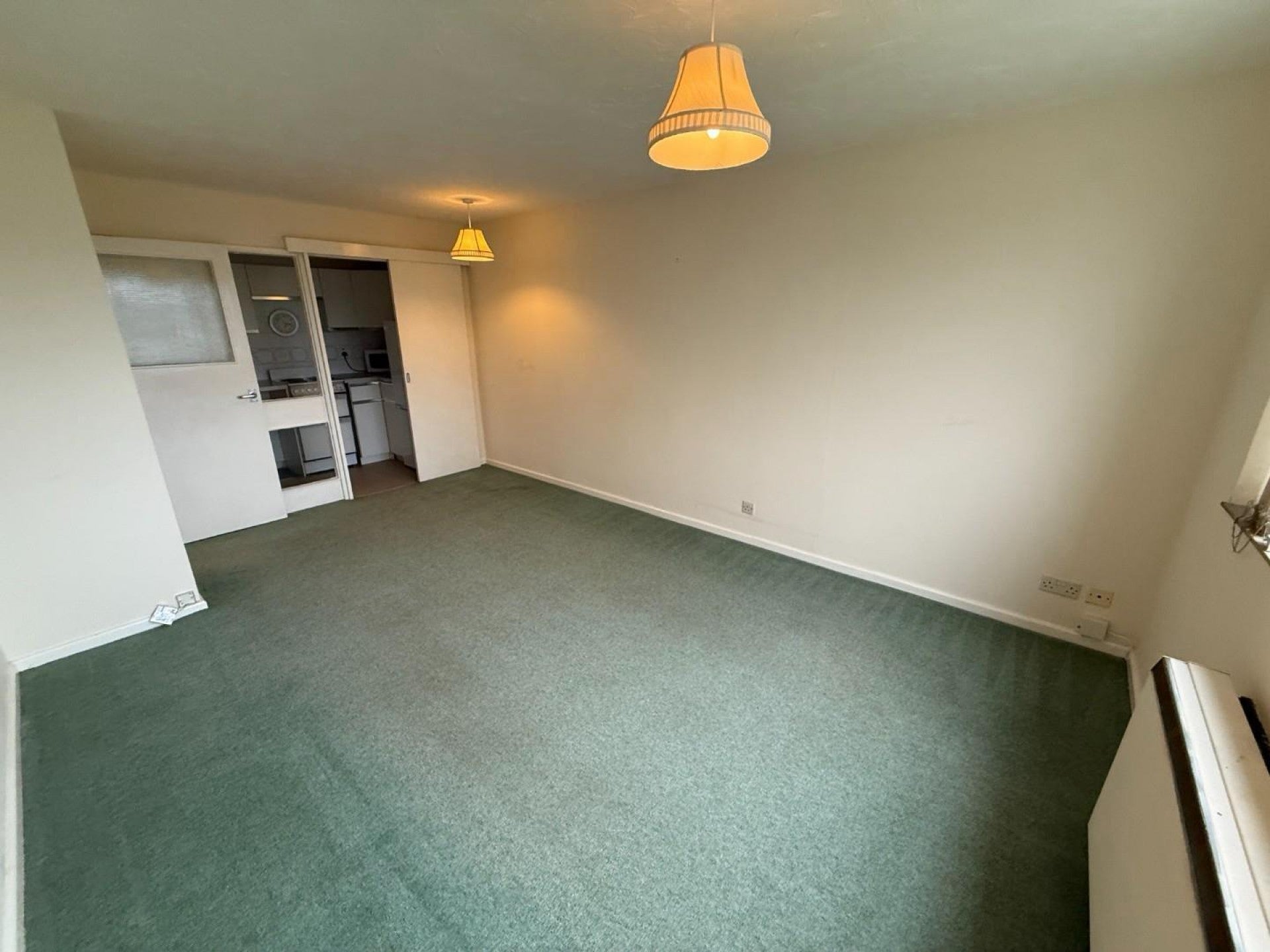 Flat Longfellow Crescent in Royal Wootton Bassett