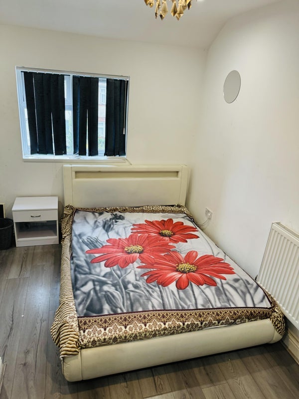 Room The Chantries in Coventry