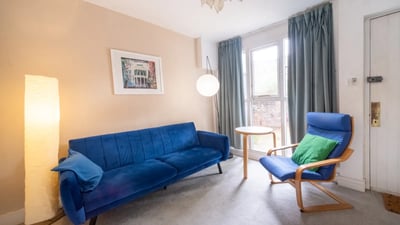Flat Elgin Avenue in City of Westminster