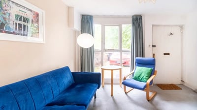 Flat Elgin Avenue in City of Westminster