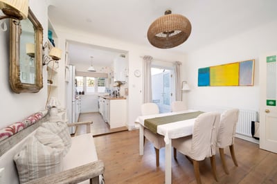 House Lefroy Road in Greater London
