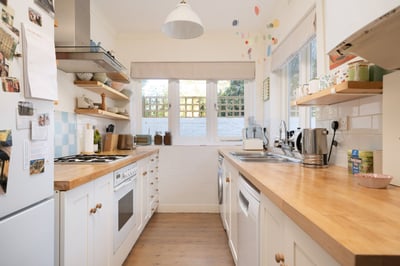 House Lefroy Road in Greater London