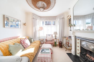 House Lefroy Road in Greater London
