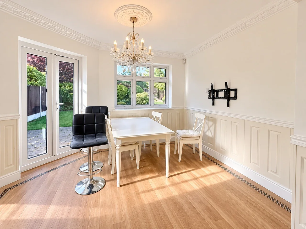 House Wingletye Lane in Greater London