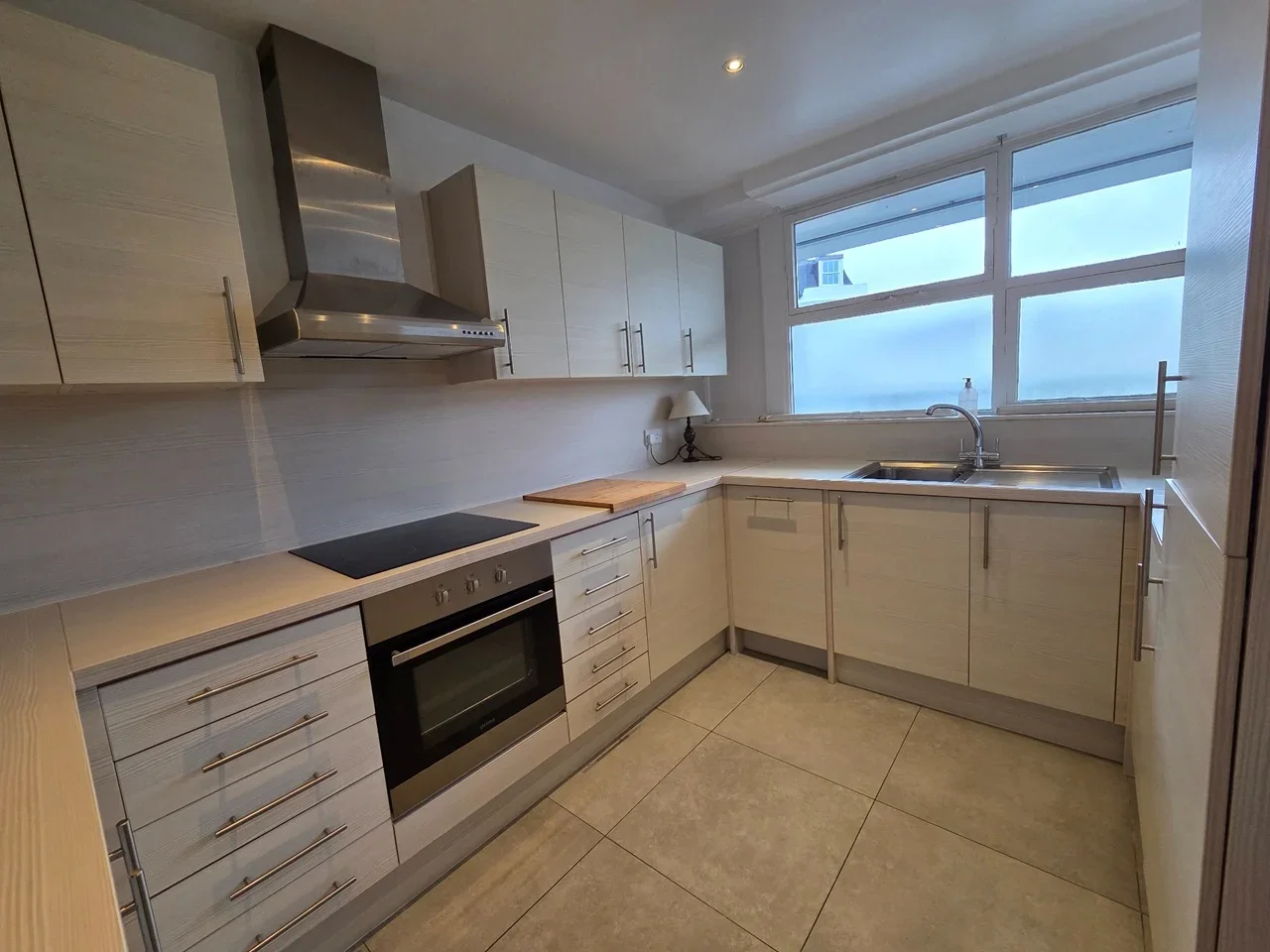 Flat Westmoreland Place in City of Westminster