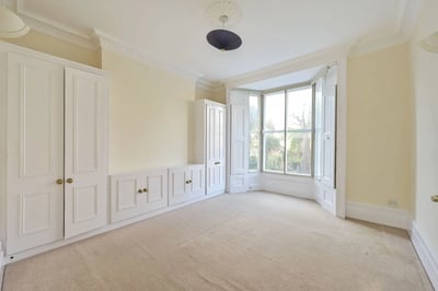 Flat Kingston Road in Greater London