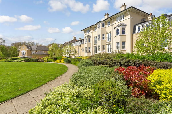 Flat St Matthew's Gardens in Cambridge