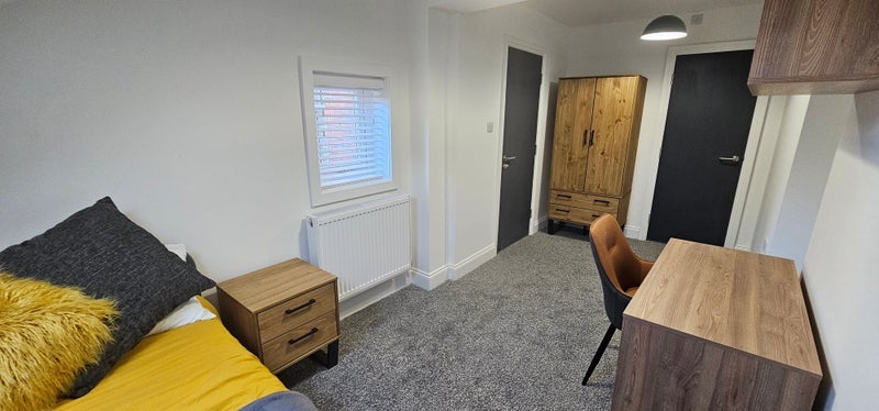 Room Sneinton Hollows in Nottingham