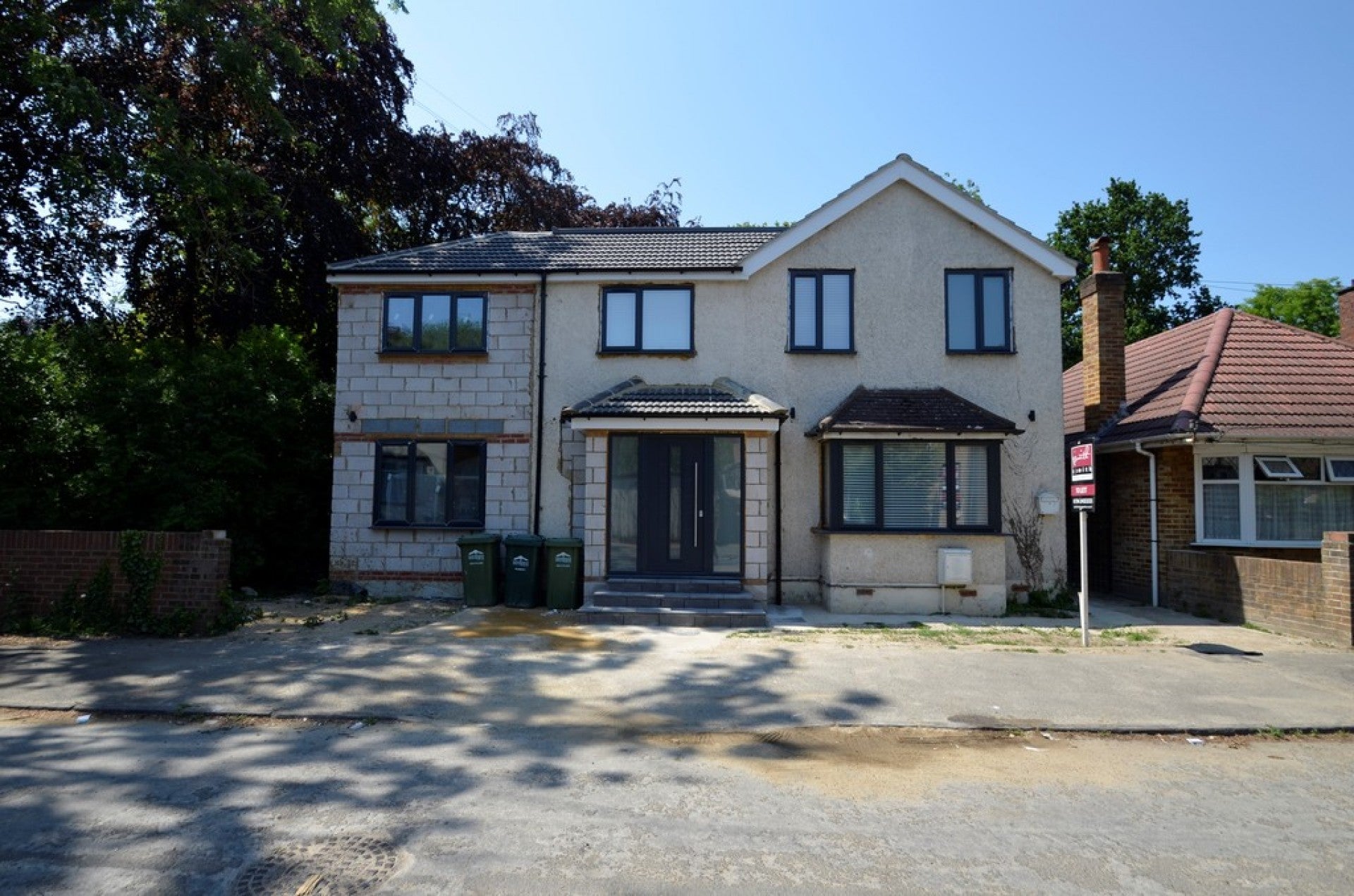 Room Staines By-Pass in Borough of Spelthorne