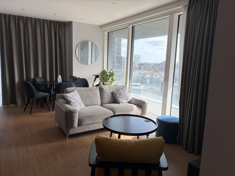 Flat Anthems Way in Greater London