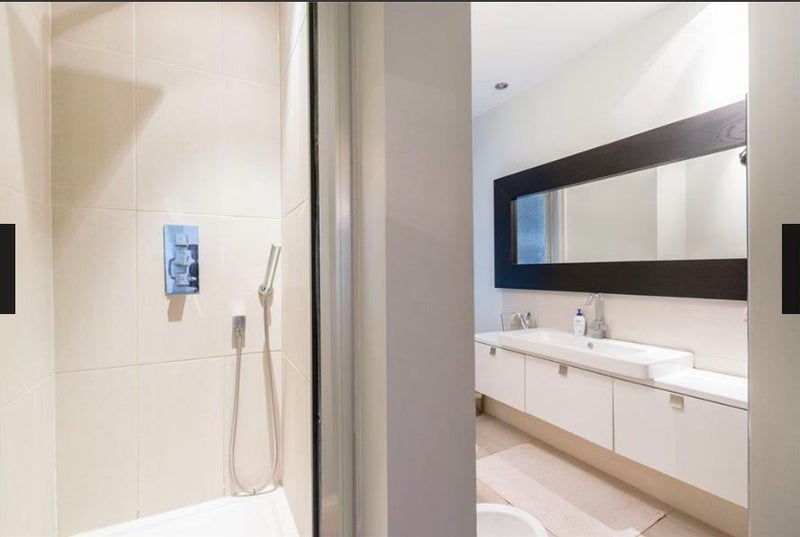 Flat Torrington Place in Greater London