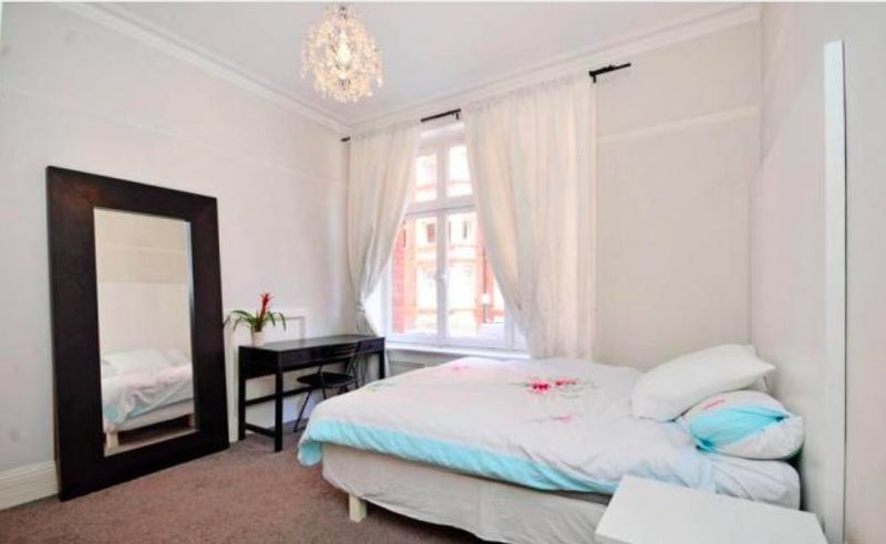 Flat Torrington Place in Greater London
