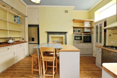 Flat Downleaze in Bristol