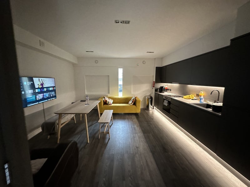 Room Northpoint Square in Greater London