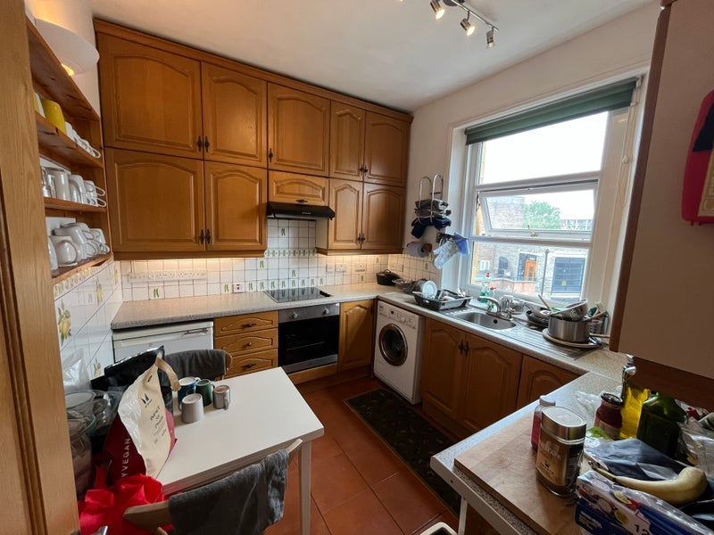 Flat Perham Road in Greater London