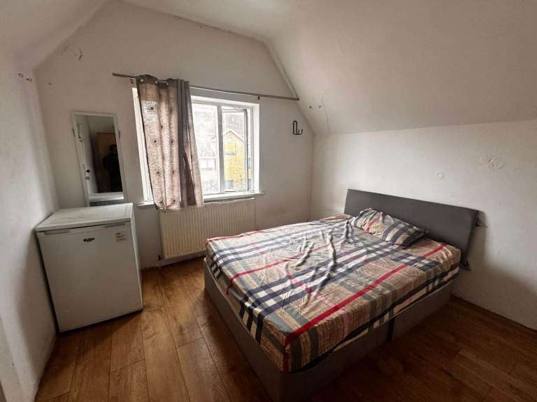 Flat Langdale Close in Greater London