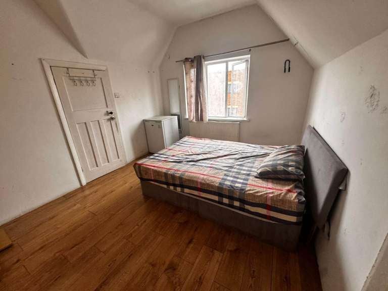 Flat Langdale Close in Greater London