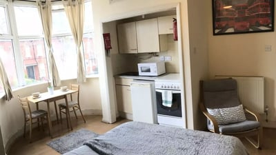 Room Brondesbury Park in Greater London