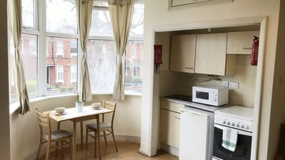 Room Brondesbury Park in Greater London