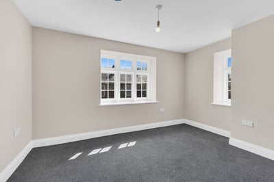 Flat Kent Road in Greater London