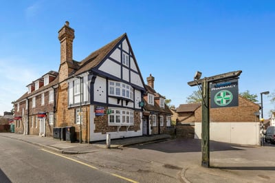 Flat Kent Road in Greater London