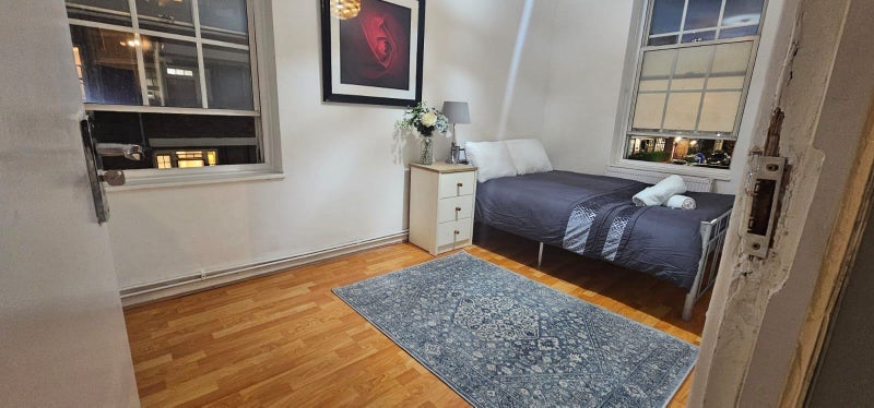 Room Shadwell Gardens in Greater London