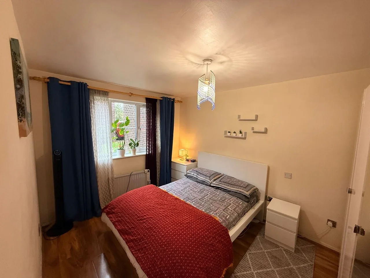 Flat Conway Gardens in Grays