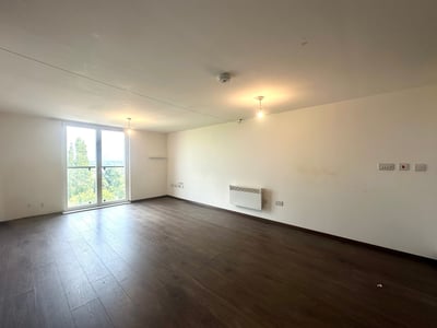 Flat Coventry Road in Birmingham