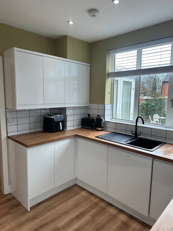 Room Chestnut Drive in Preston