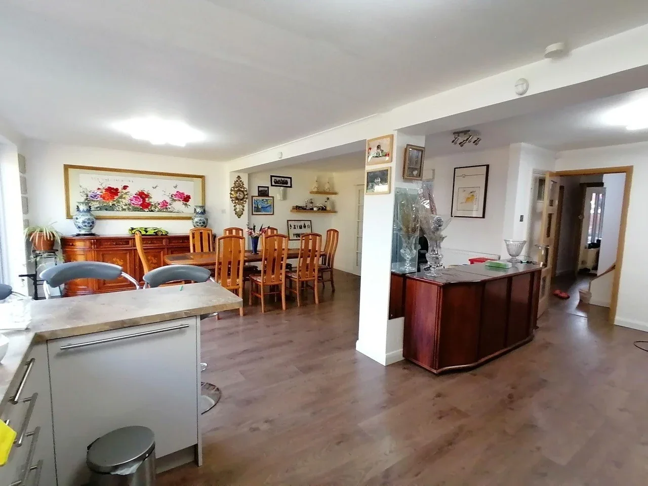 House Thatcham Gardens in Greater London