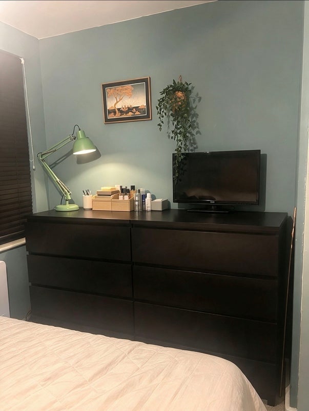 Room Mossfield Drive in Manchester