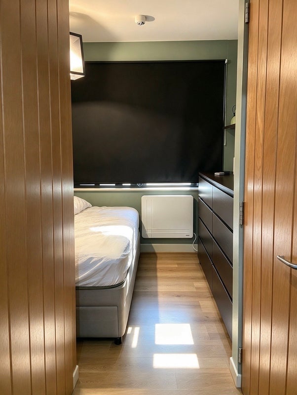 Room Mossfield Drive in Manchester