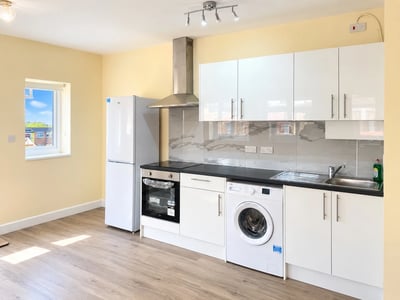 House Gold Lane in Greater London