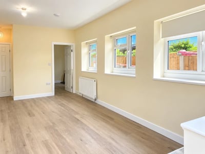House Gold Lane in Greater London