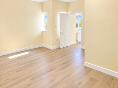House Gold Lane in Greater London