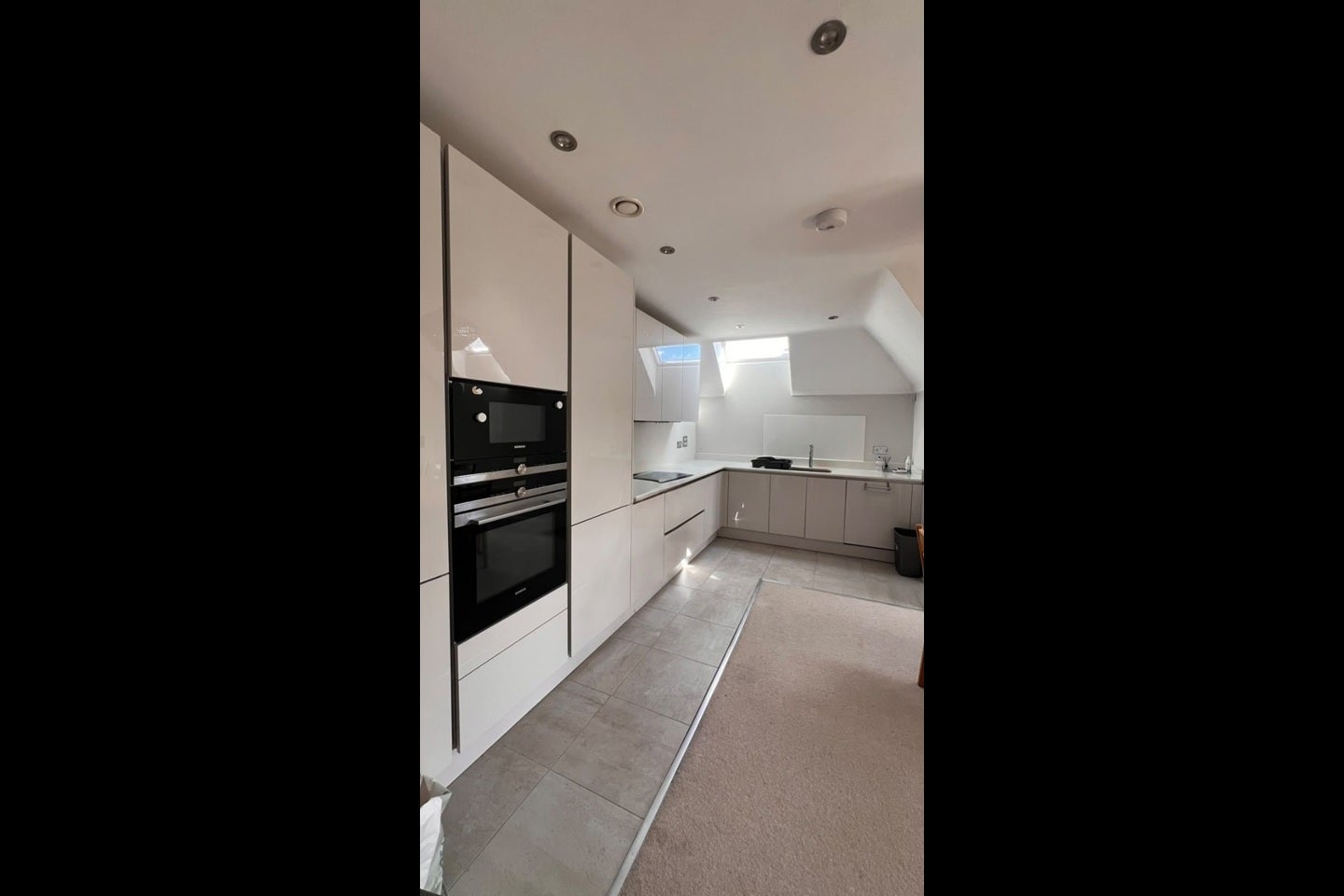 Flat High Tree Close in Greater London