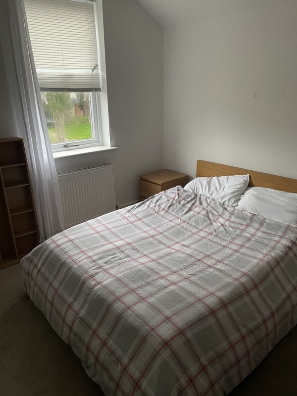 Room Yardley Road in Birmingham