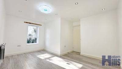 Flat Monckton Road in Sheffield