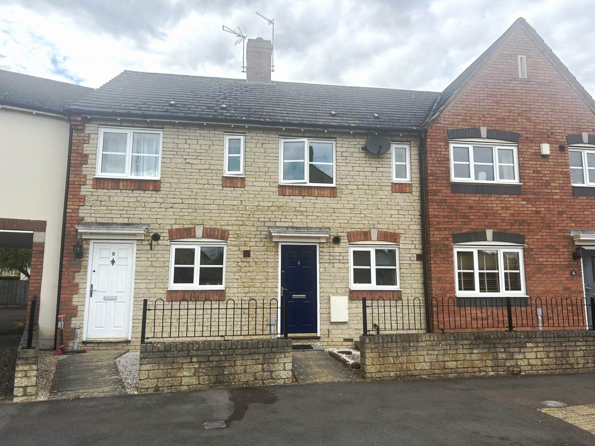 House Mallards Way in Cherwell District