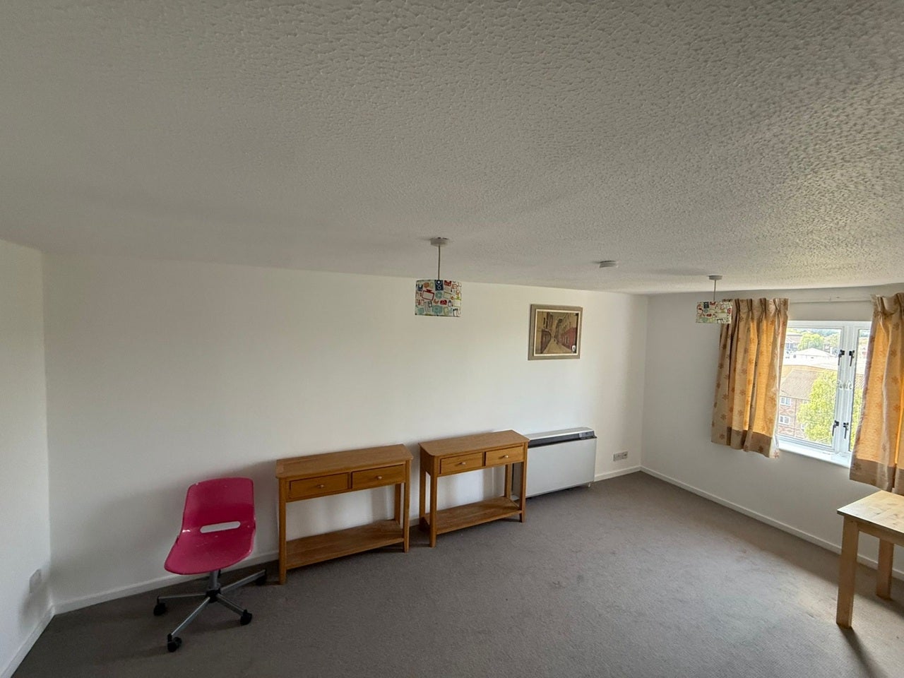 Flat Eleanor Way in Waltham Cross