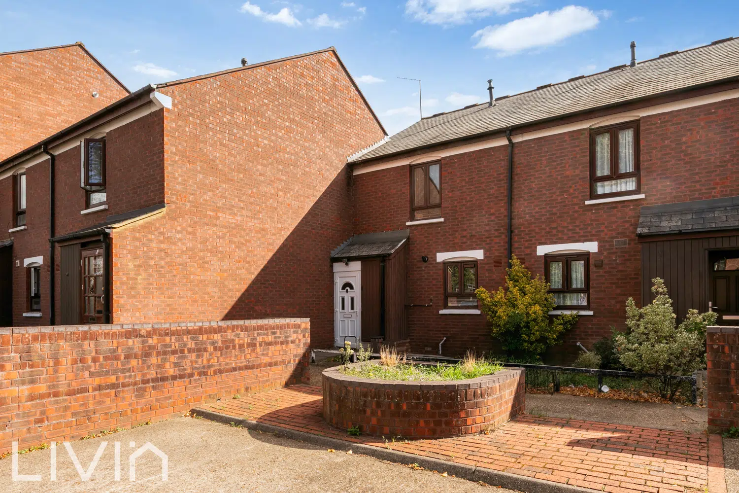 House Englefield Close in Greater London