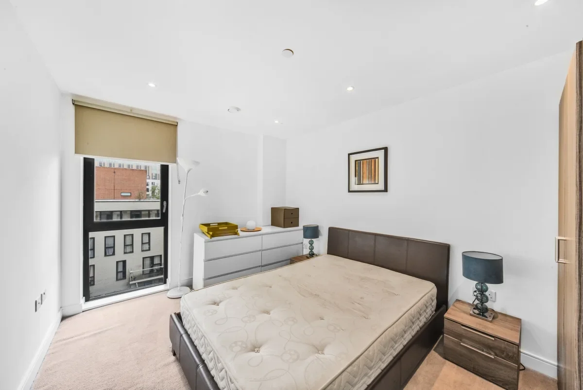 Flat Commercial Street in Greater London