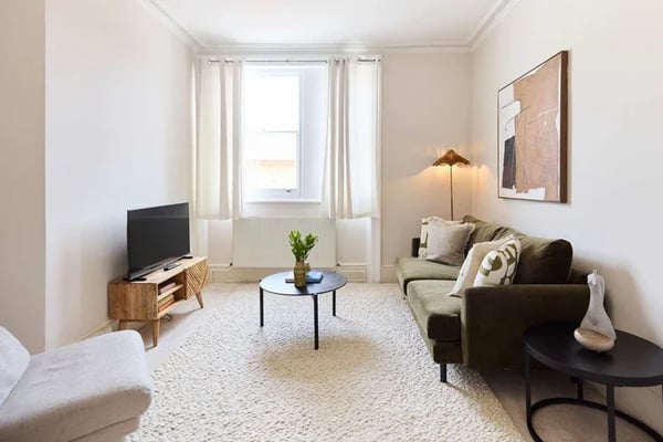 Flat Queensberry Place in Greater London