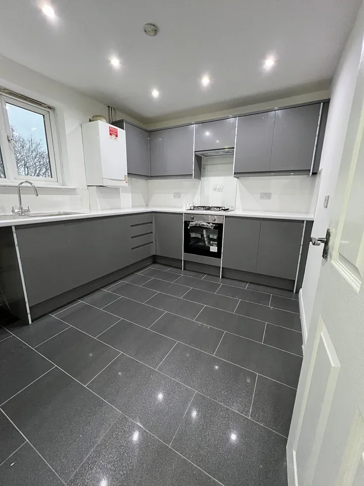 Flat Grangewood Street in Greater London