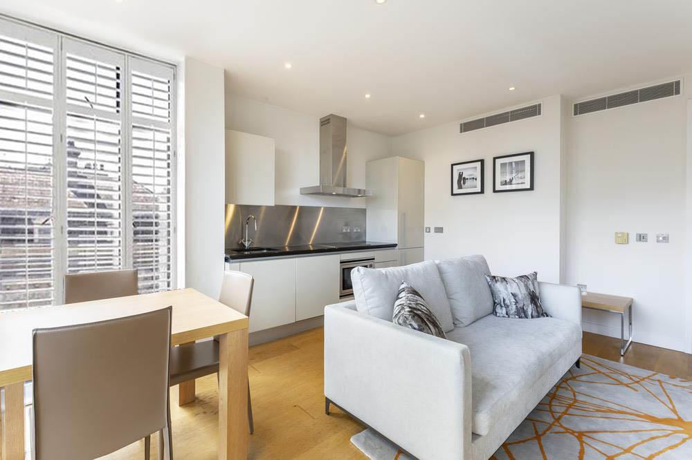 Flat Portland Place in City of Westminster