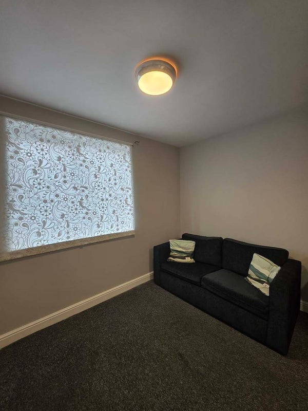 Flat Helen Place in Cardiff