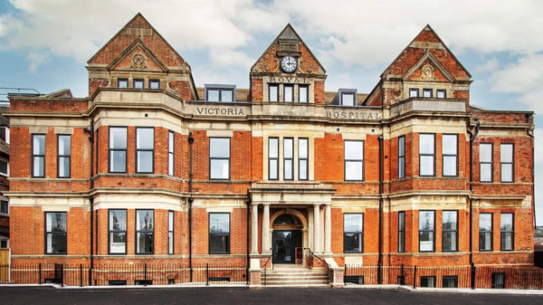 Flat Radnor Park Avenue in Folkestone and Hythe District